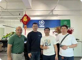 乌兹别克斯坦客户合照2